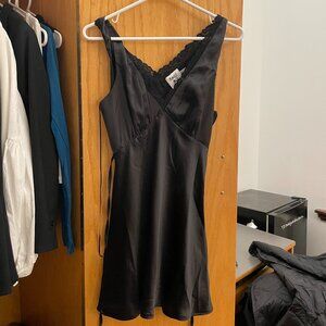 Princess Polly Black Lace Trim Mini Dress - Size US 2 / AUS 6, Cinched Waist, V-